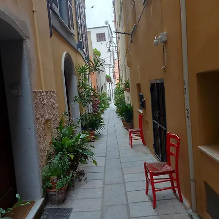 Apartamento Domus In Castello, Exclusive In Storic Center *