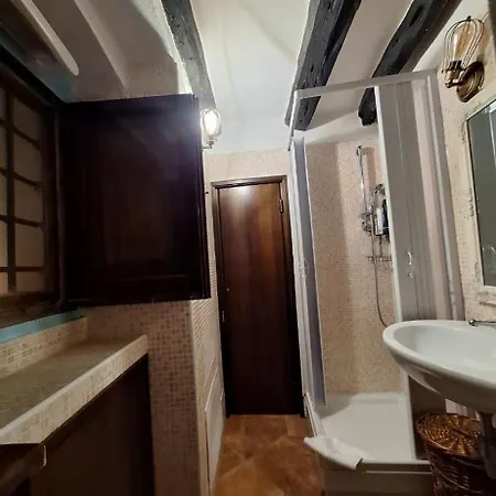 Apartamento Domus In Castello, Exclusive In Storic Center