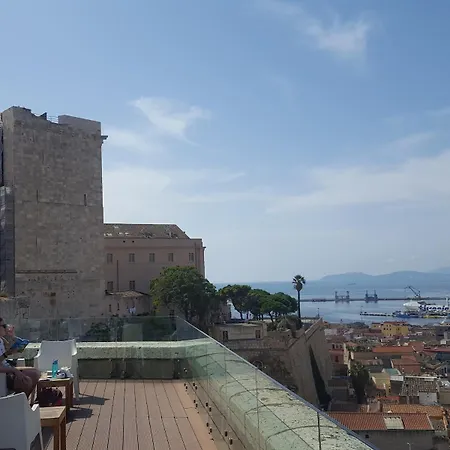 Domus In Castello, Exclusive In Storic Center *